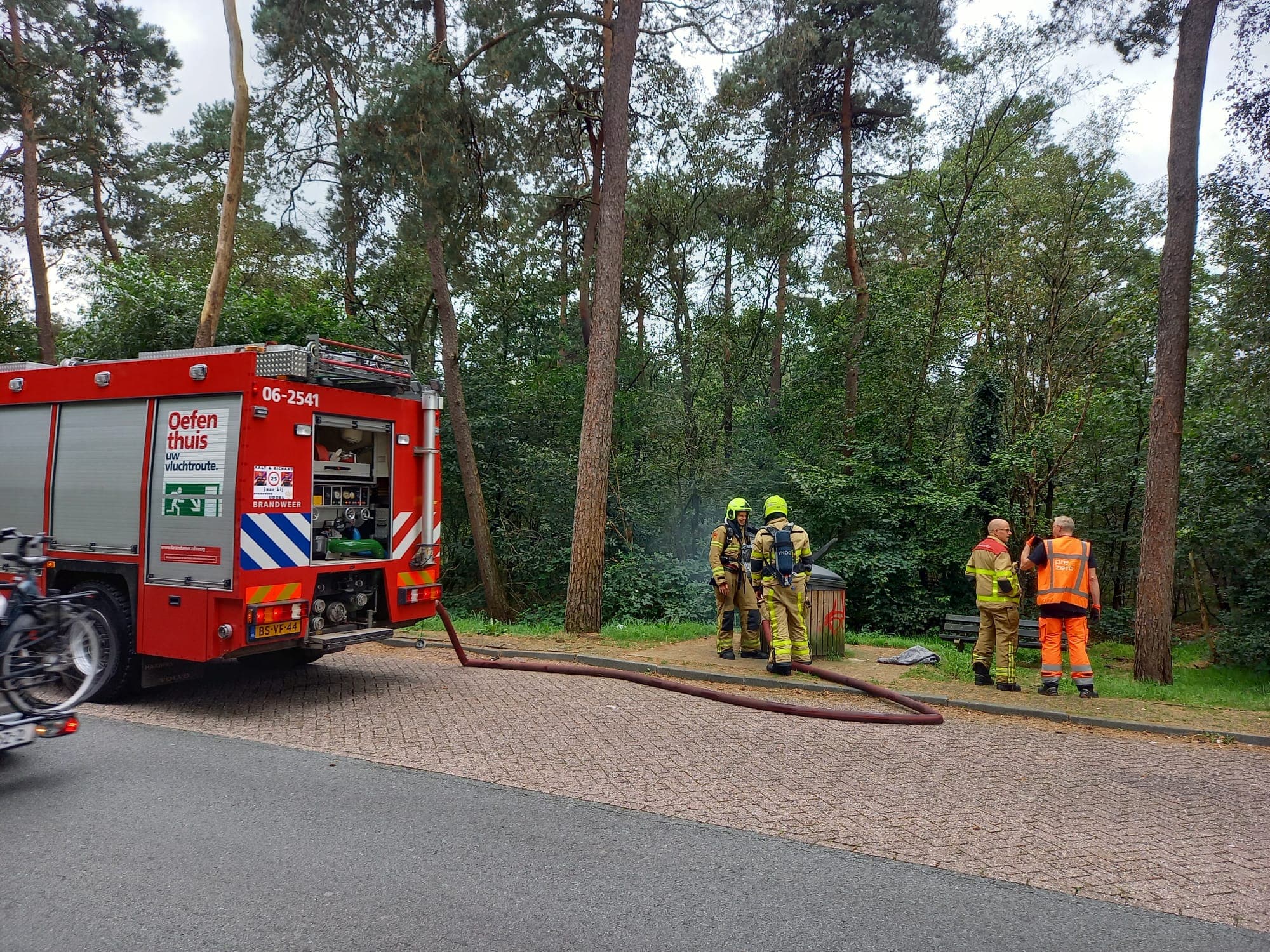 P2 Brand container Lucasgat BST PKP A1 Re Radio Kootwijk 📷