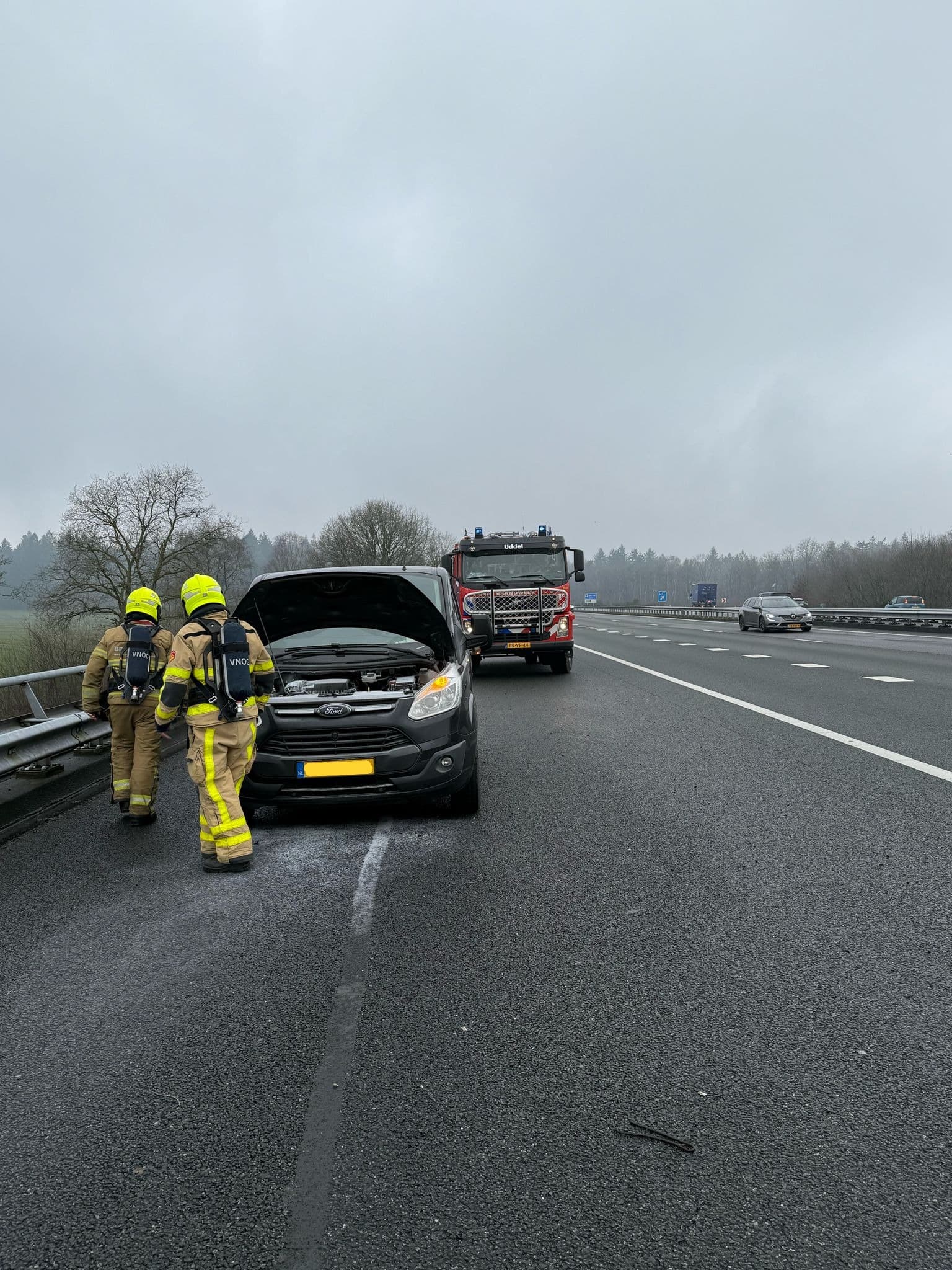 P1 Brand wegvervoer (bestelbus) A1 Re 77,7 Ugchelen📷