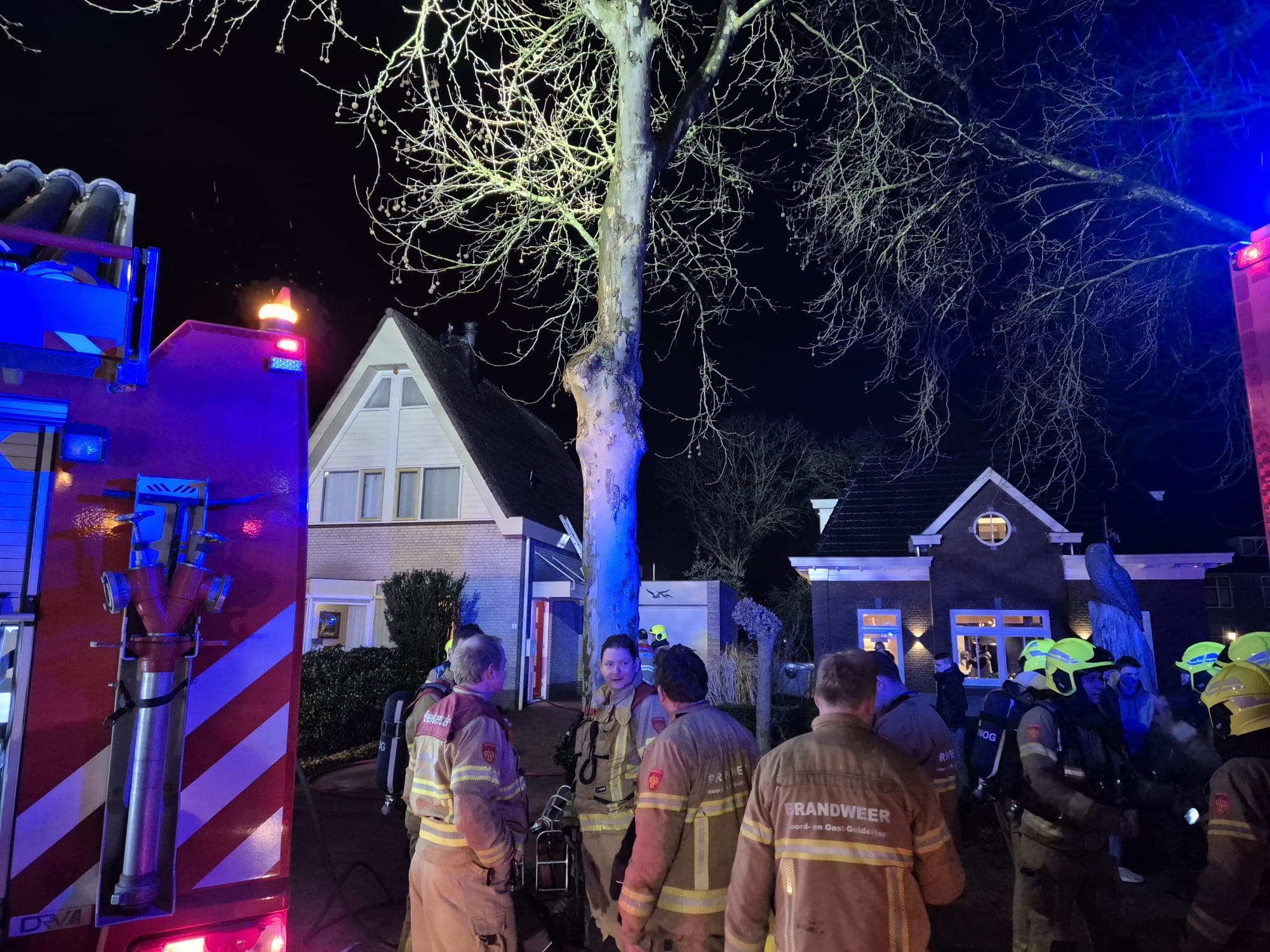 P1 Brand Woning (schoorsteen) (middel brand) Bakkerstraat Garderen