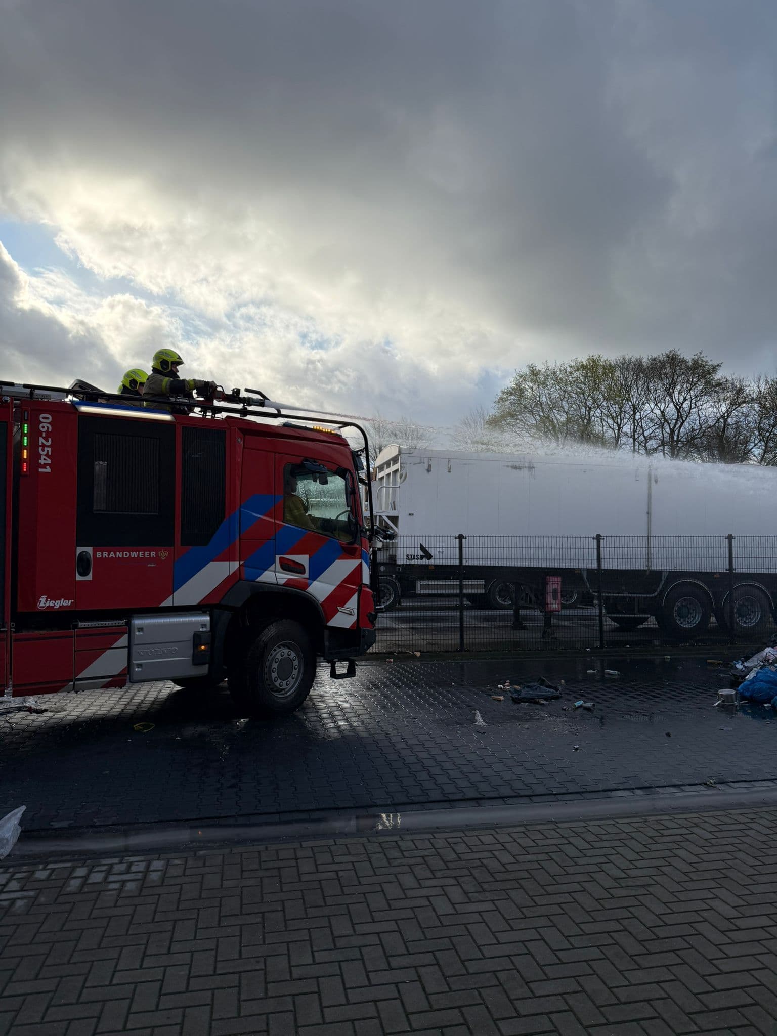 P1 Brand wegvervoer (vrachtwagen) Elspeterweg Uddel