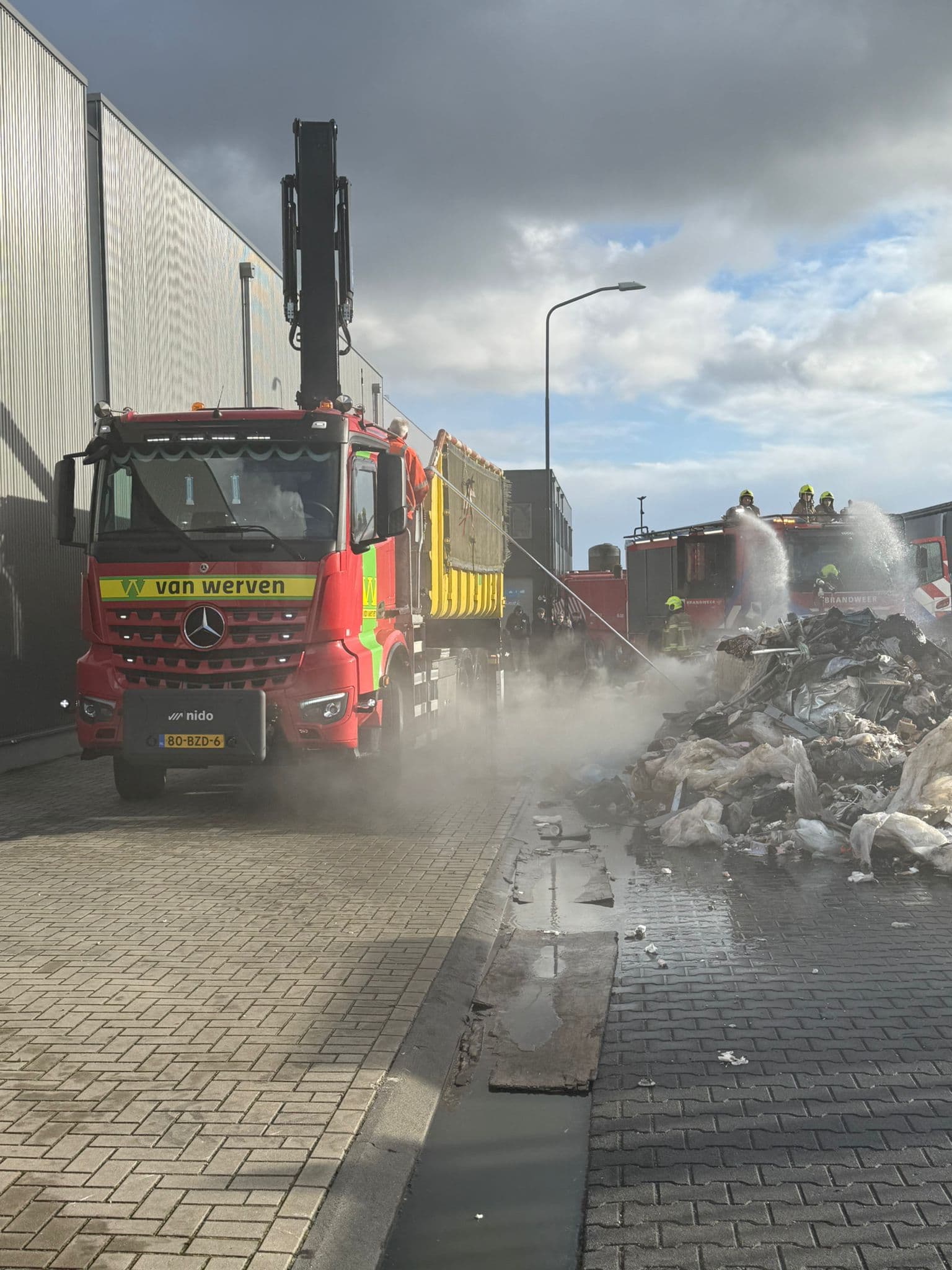 P1 Brand wegvervoer (vrachtwagen) Elspeterweg Uddel