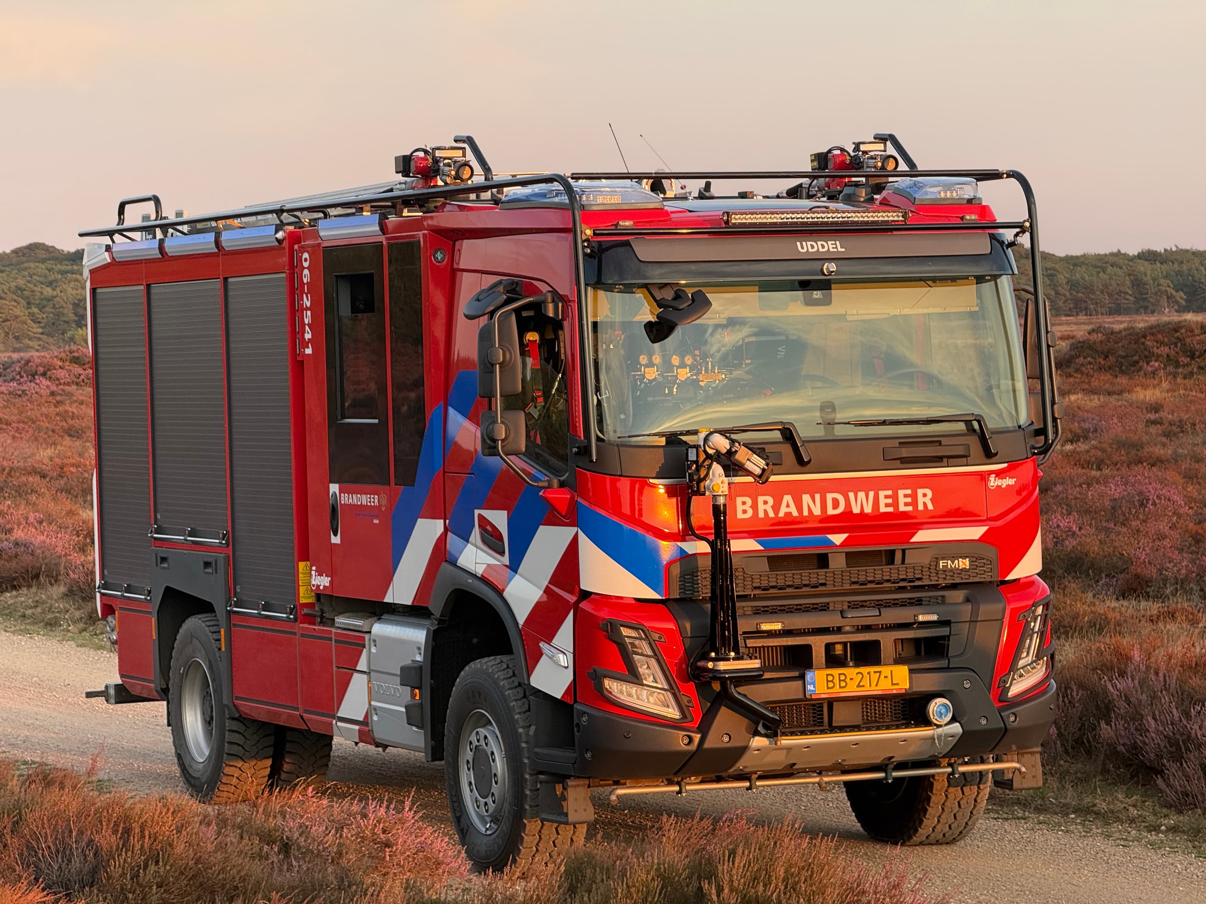 Tankautospuit 06-2541, foto 2