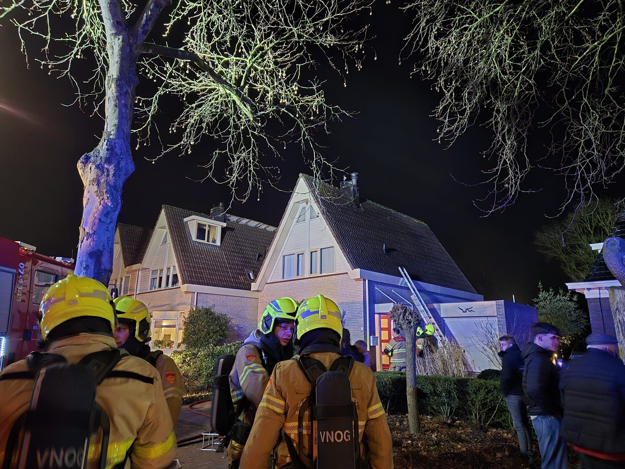 P1 Brand Woning (schoorsteen) (middel brand) Bakkerstraat Garderen